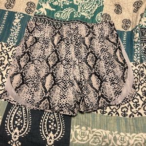 Breeze short - python